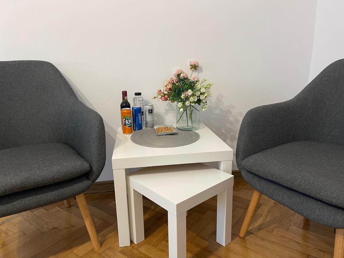 Apartament De Lux Semicentral ยาช ภายนอก รูปภาพ